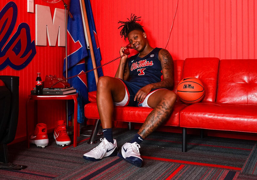 Former East Clarendon star Talaysia Cooper announced on Wednesday that she's transferring two Ole Miss after two seasons at Tennessee.
