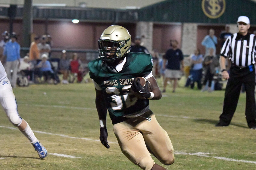 Thomas Sumter's Zion Williams ran for 185 yards and two touchdowns in the Generals' win over Carolina Academy on Friday.