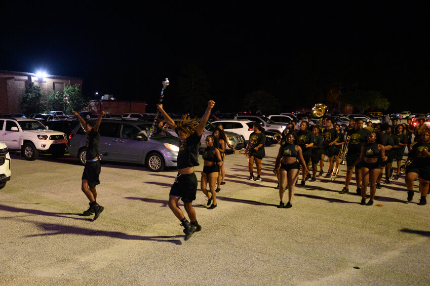 ABIGAIL PITTMAN / THE SUMTER ITEM.Manning High School hosts their local rival Scott&rsquo;s Branch for Friday night football in Manning, SC on August 28, 2026. Manning won 43-32.