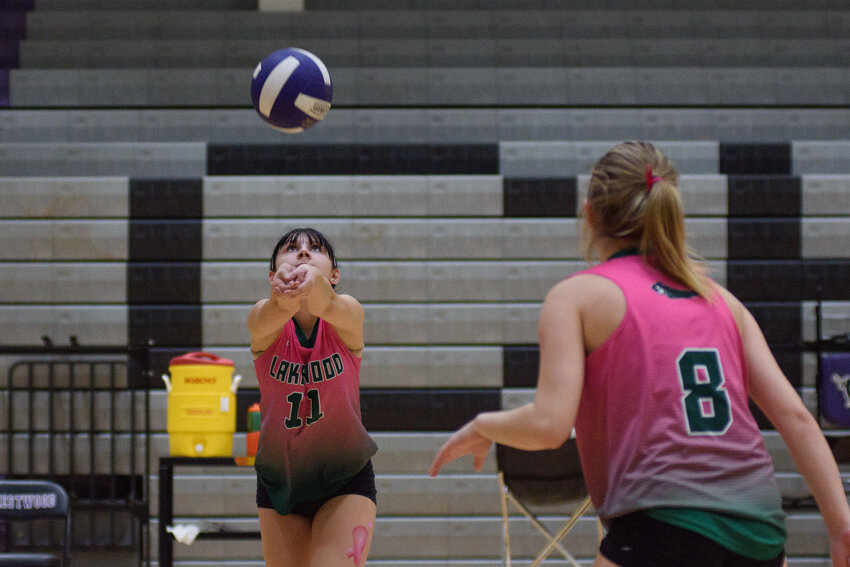 ABIGAIL PITTMAN / THE SUMTER ITEM.Crestwood hosts Lakewood High for a volleyball match on October 15, 2026 in Sumter, SC..