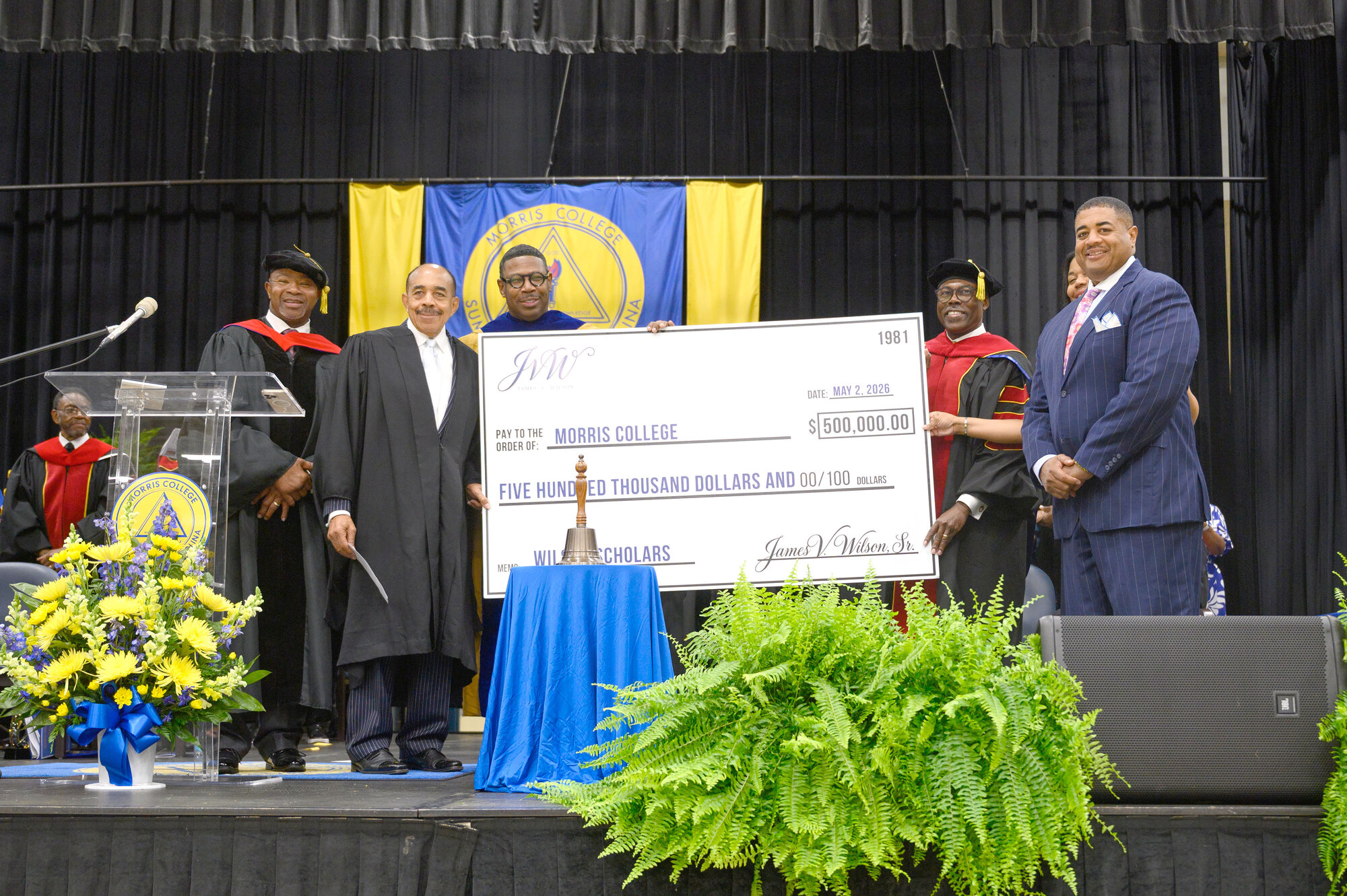 Morris College alumnus gives $500K to college - The Sumter Item